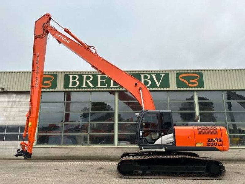 Kettenbagger van het type Hitachi ZX 250 LC-5 B Long Reach 17 M, Gebrauchtmaschine in Roosendaal (Foto 1)