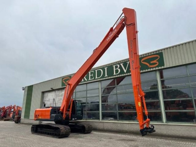 Kettenbagger van het type Hitachi ZX 250 LC-5 B Long Reach 17 M, Gebrauchtmaschine in Roosendaal (Foto 9)