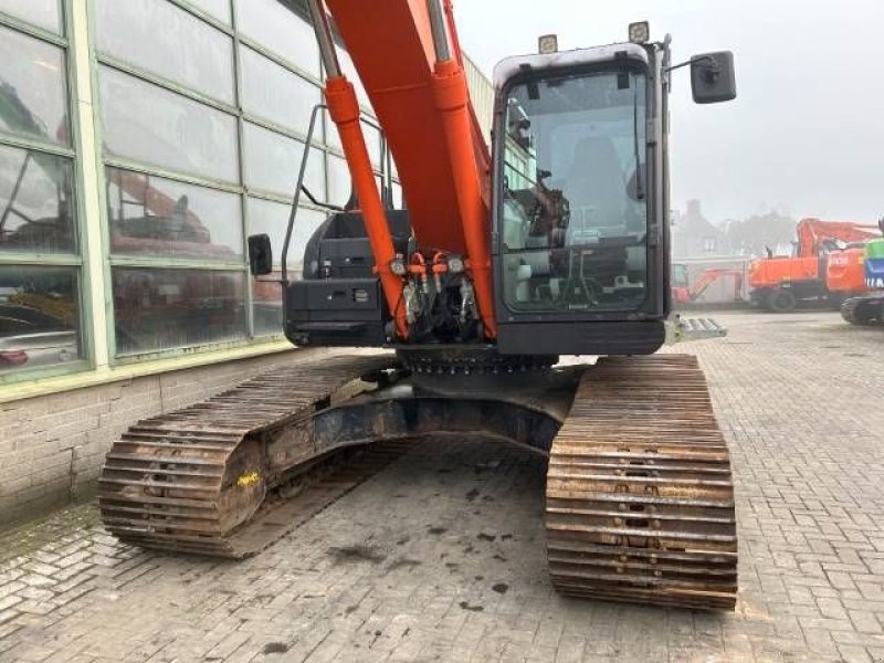 Kettenbagger typu Hitachi ZX 250 LC-6, Gebrauchtmaschine w Roosendaal (Zdjęcie 9)