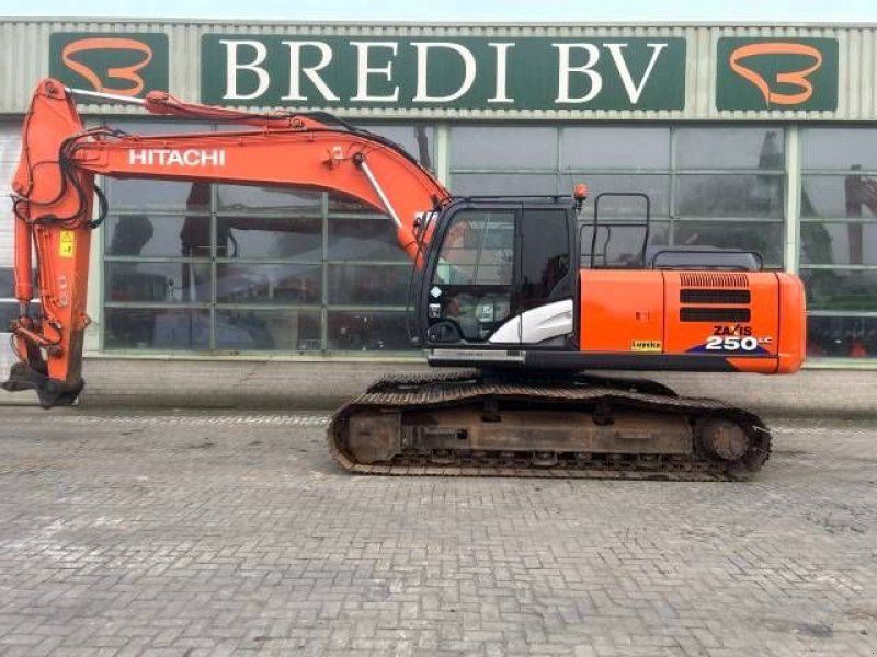 Kettenbagger van het type Hitachi ZX 250 LC-6, Gebrauchtmaschine in Roosendaal (Foto 1)