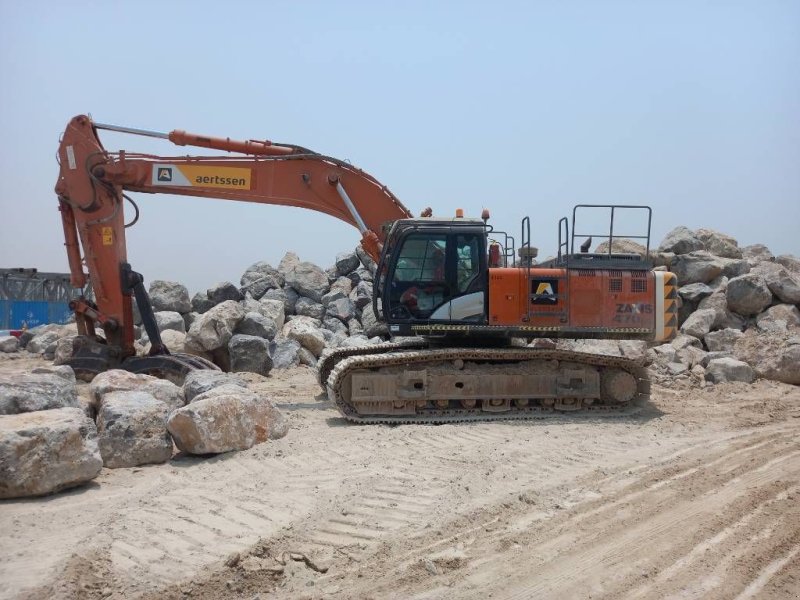 Kettenbagger van het type Hitachi ZX 470 5G ( Abu Dhabi), Gebrauchtmaschine in Stabroek