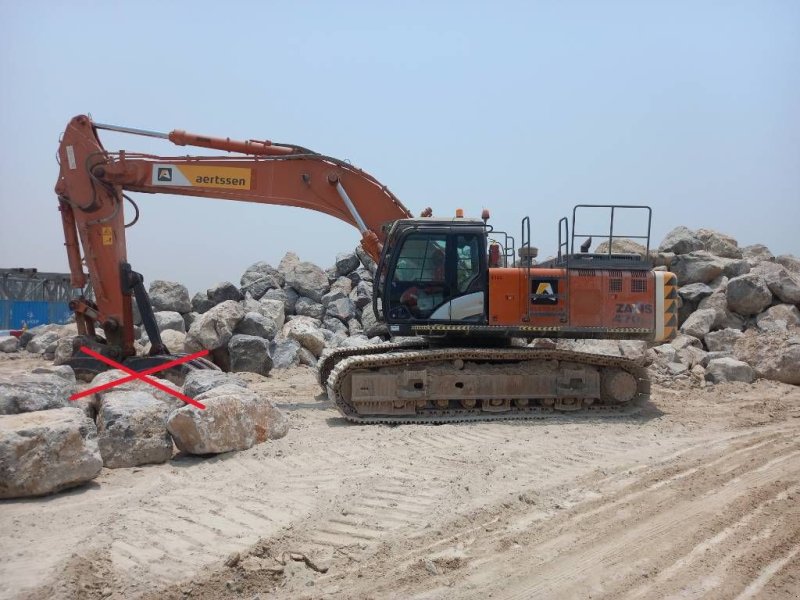 Kettenbagger tipa Hitachi ZX 470-5G (Abu Dhabi), Gebrauchtmaschine u Stabroek (Slika 1)