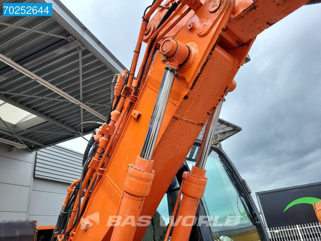 Kettenbagger des Typs Hitachi ZX130 -5B BLADE, Gebrauchtmaschine in Veghel (Bild 10)