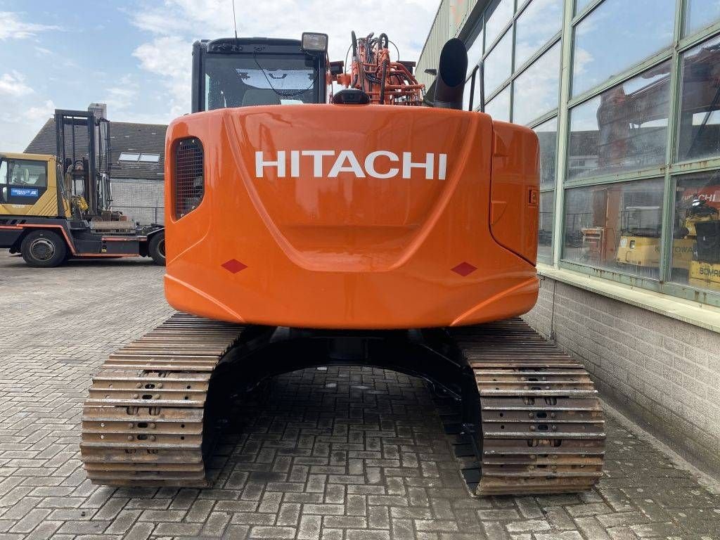 Kettenbagger des Typs Hitachi ZX135US-5B, Gebrauchtmaschine in Roosendaal (Bild 7)