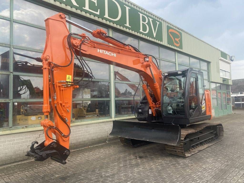 Kettenbagger a típus Hitachi ZX135US-5B, Gebrauchtmaschine ekkor: Roosendaal (Kép 3)