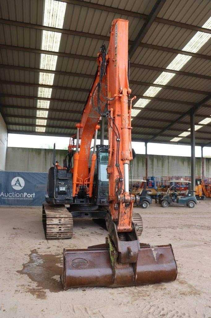 Kettenbagger типа Hitachi ZX135US-5B, Gebrauchtmaschine в Antwerpen (Фотография 8)