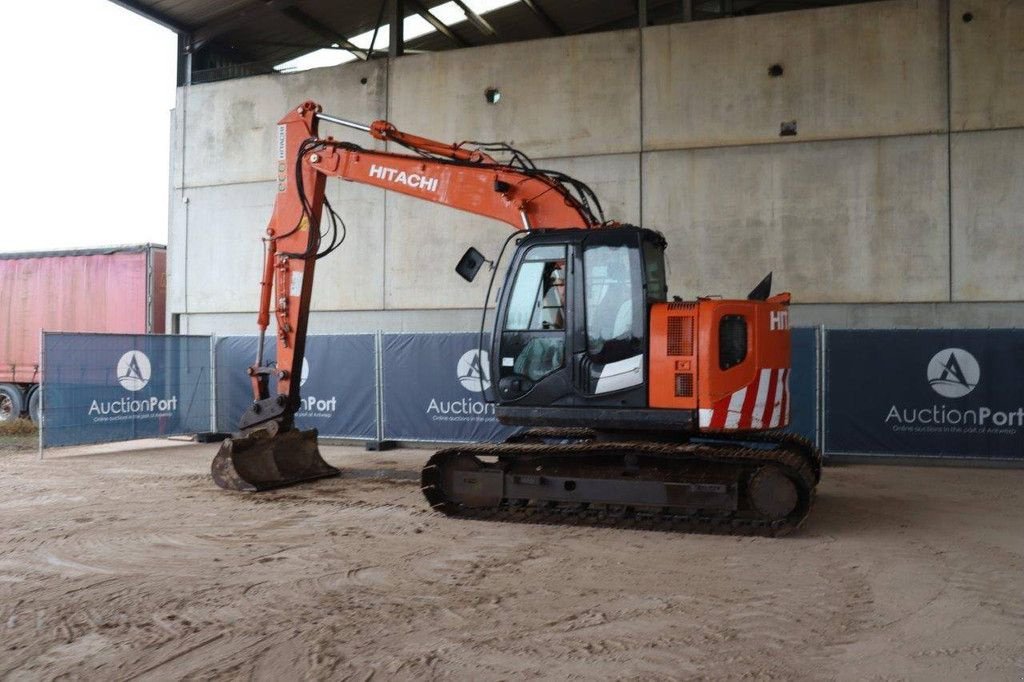 Kettenbagger tip Hitachi ZX135US-5B, Gebrauchtmaschine in Antwerpen (Poză 3)