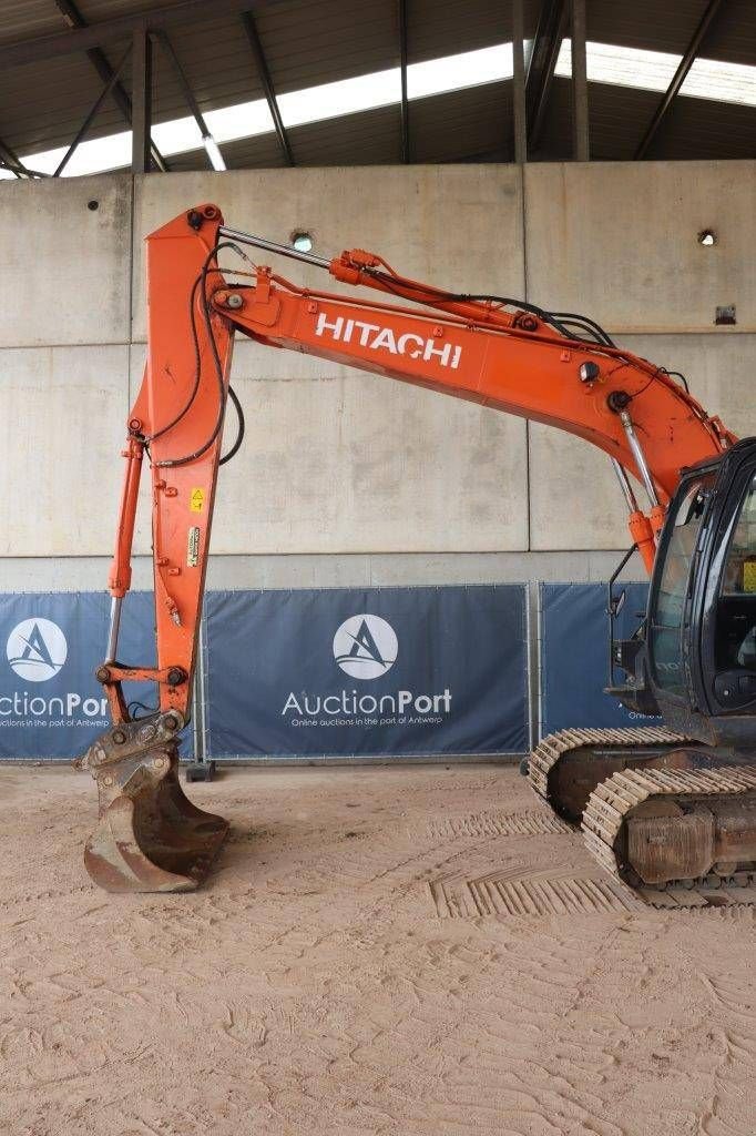 Kettenbagger des Typs Hitachi ZX135US-6, Gebrauchtmaschine in Antwerpen (Bild 10)