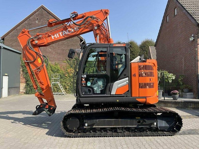 Kettenbagger of the type Hitachi ZX135US-7, Neumaschine in Antwerpen (Picture 1)