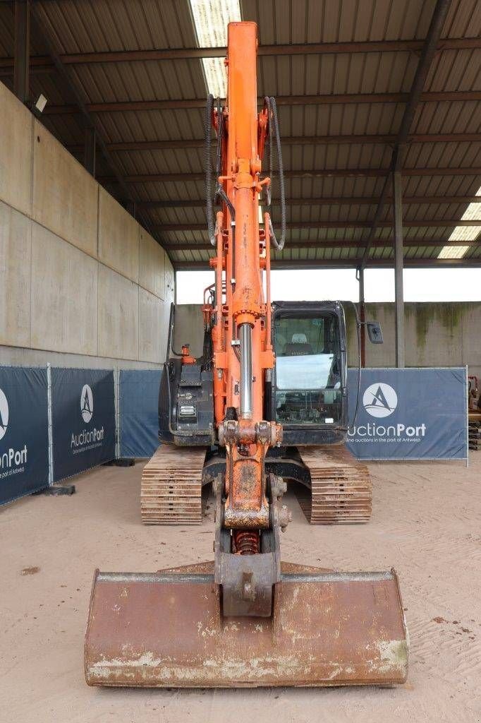 Kettenbagger del tipo Hitachi ZX135US, Gebrauchtmaschine en Antwerpen (Imagen 9)