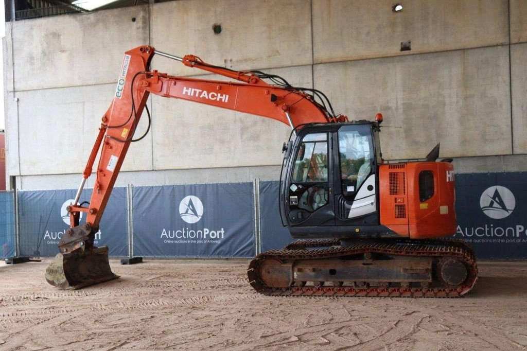 Kettenbagger a típus Hitachi ZX135US, Gebrauchtmaschine ekkor: Antwerpen (Kép 3)