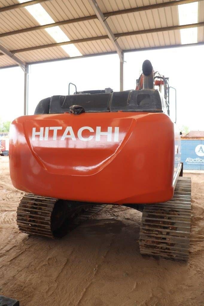 Kettenbagger от тип Hitachi ZX190LC, Gebrauchtmaschine в Antwerpen (Снимка 5)