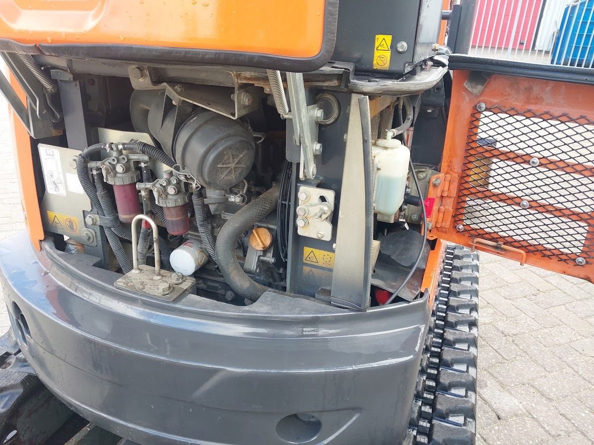 Kettenbagger typu Hitachi ZX19U-6, Gebrauchtmaschine w Westwoud (Zdjęcie 5)