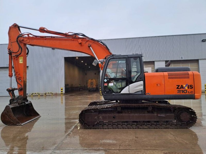 Kettenbagger of the type Hitachi ZX210LC-5B, Gebrauchtmaschine in Stabroek (Picture 1)