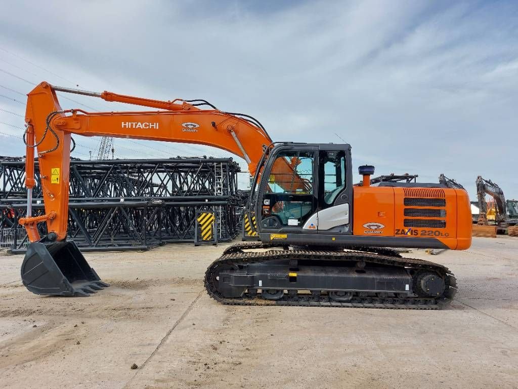 Kettenbagger a típus Hitachi ZX220 LC (Abu Dhabi), Gebrauchtmaschine ekkor: Stabroek (Kép 1)