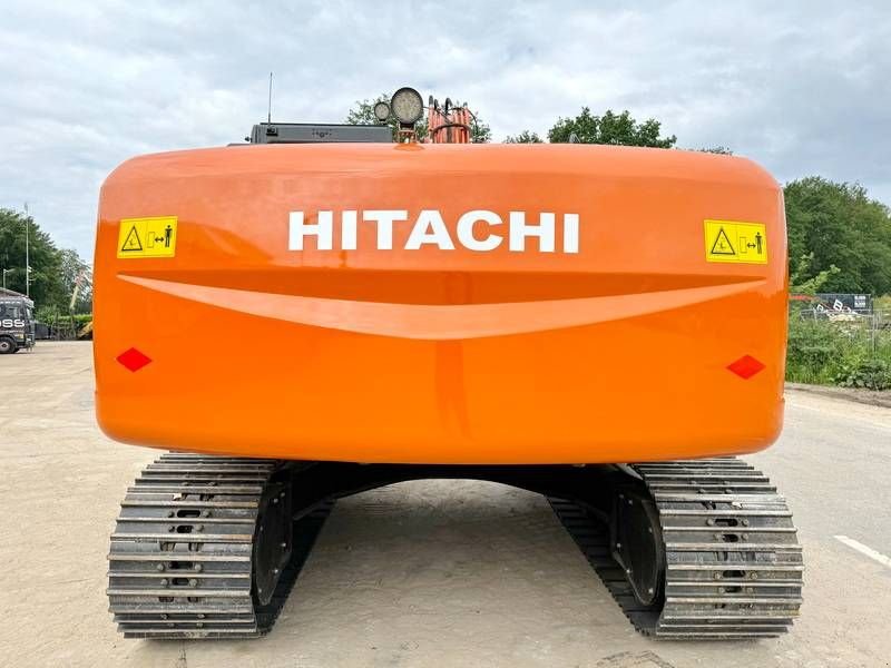 Kettenbagger typu Hitachi ZX220LC-5G / 2024 ULTRA MODEL / ISUZU ENGINE, Gebrauchtmaschine w Veldhoven (Zdjęcie 4)