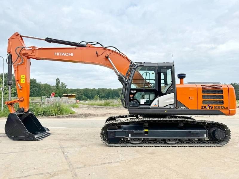 Kettenbagger van het type Hitachi ZX220LC-5G / 2024 ULTRA MODEL / ISUZU ENGINE, Gebrauchtmaschine in Veldhoven (Foto 1)