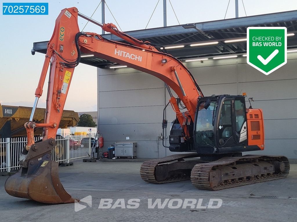 Kettenbagger tipa Hitachi ZX225 USLC -5, Gebrauchtmaschine u Veghel (Slika 1)