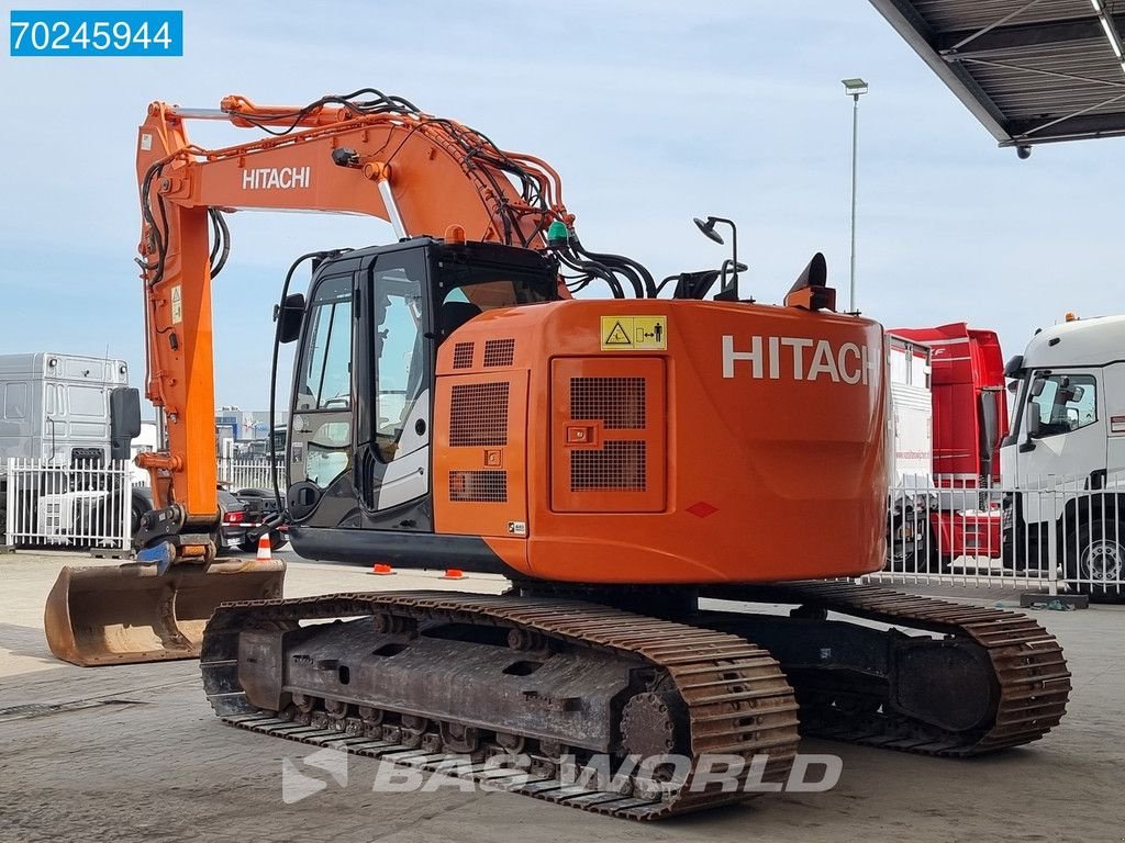 Kettenbagger typu Hitachi ZX225 USLC-5B, Gebrauchtmaschine w Veghel (Zdjęcie 2)