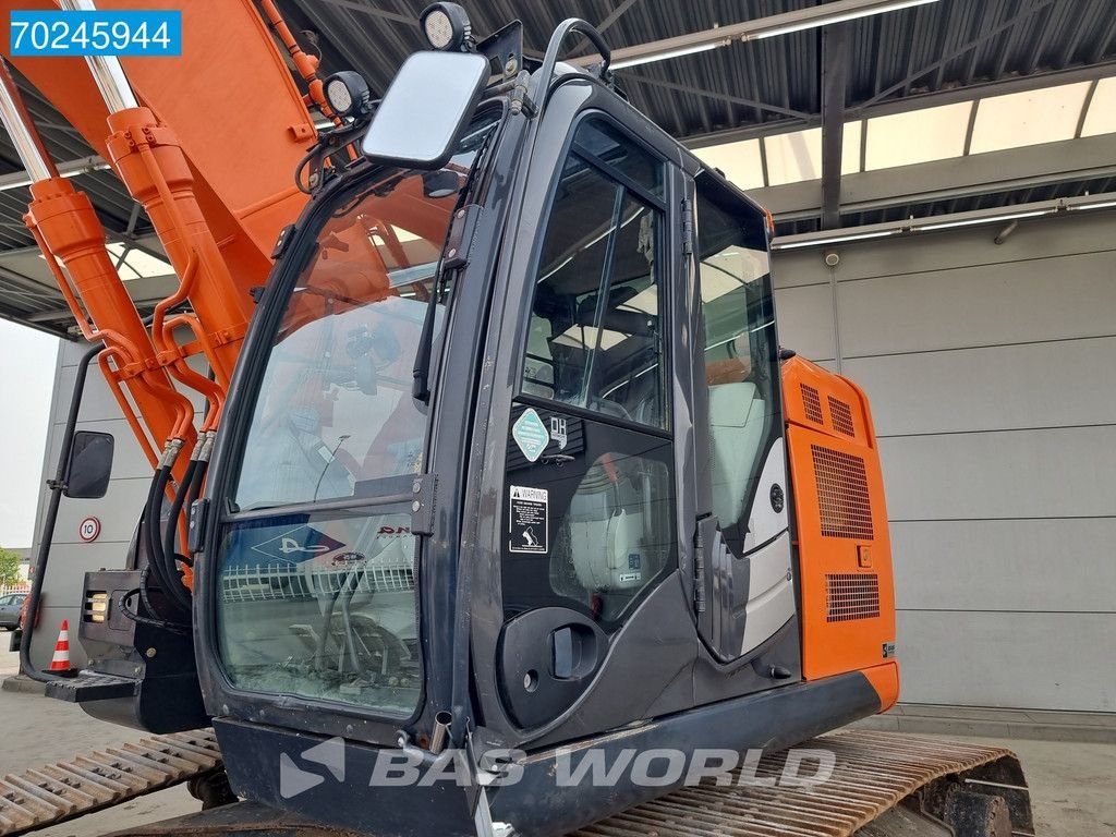 Kettenbagger του τύπου Hitachi ZX225 USLC-5B, Gebrauchtmaschine σε Veghel (Φωτογραφία 9)