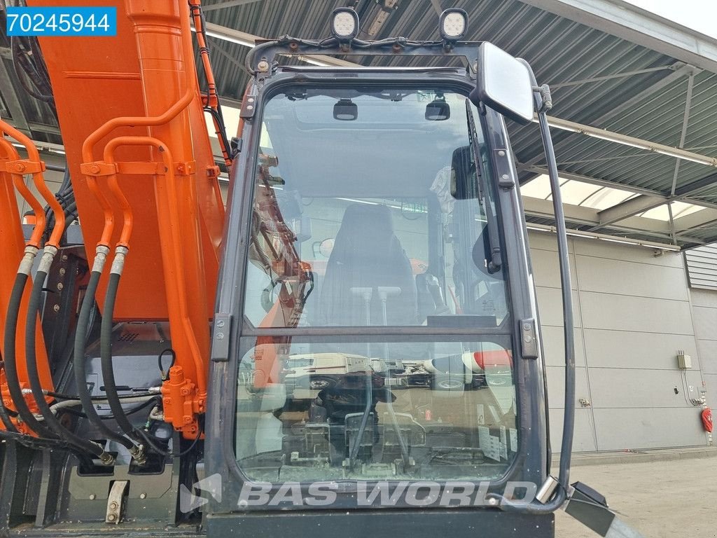 Kettenbagger tip Hitachi ZX225 USLC-5B, Gebrauchtmaschine in Veghel (Poză 10)