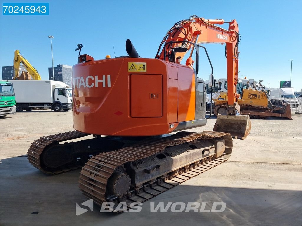 Kettenbagger del tipo Hitachi ZX225 USLC-5B, Gebrauchtmaschine en Veghel (Imagen 8)