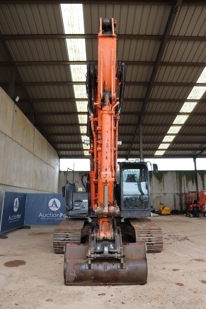 Kettenbagger typu Hitachi ZX225US-3, Gebrauchtmaschine w Antwerpen (Zdjęcie 9)