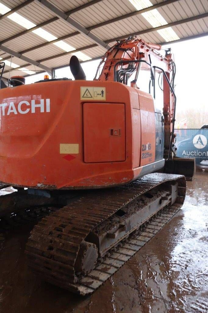 Kettenbagger Türe ait Hitachi ZX225USLC-5B, Gebrauchtmaschine içinde Antwerpen (resim 5)