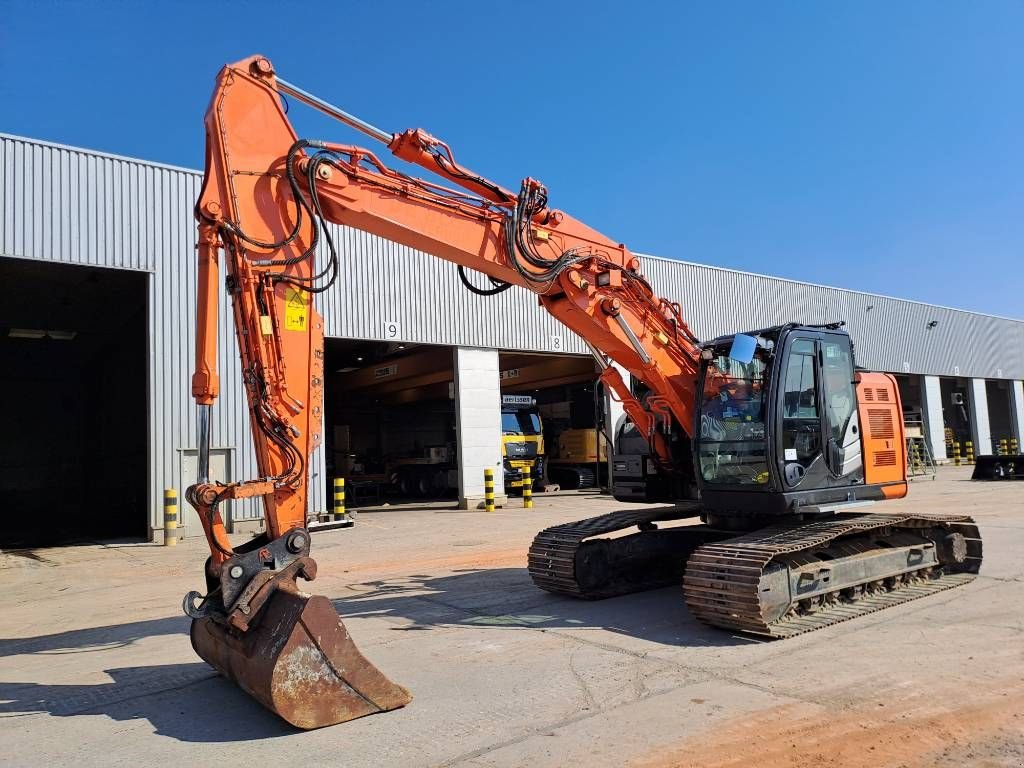 Kettenbagger typu Hitachi ZX225USLC-6 (Trimble GPS Prepared), Gebrauchtmaschine v Stabroek (Obrázok 8)