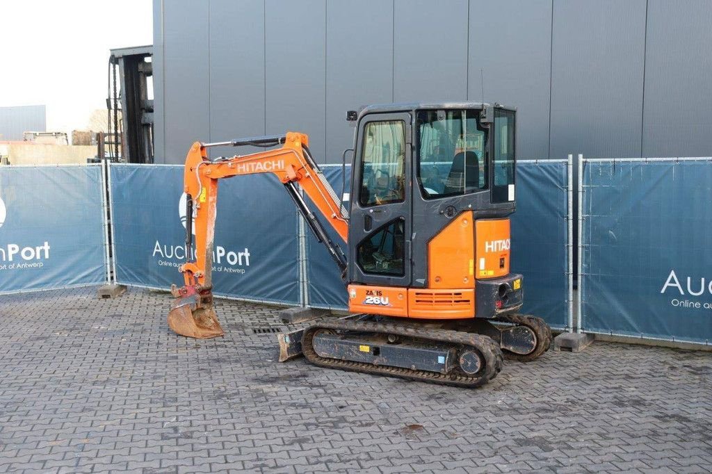 Kettenbagger tipa Hitachi ZX26U-6 CR, Gebrauchtmaschine u Antwerpen (Slika 3)