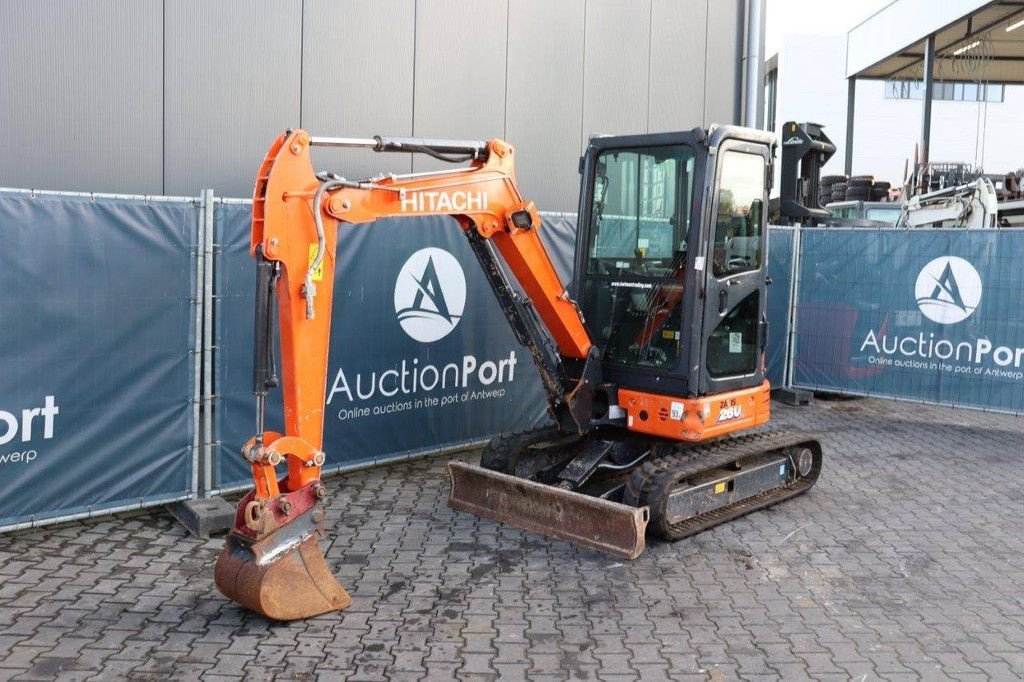 Kettenbagger tipa Hitachi ZX26U-6 CR, Gebrauchtmaschine u Antwerpen (Slika 9)