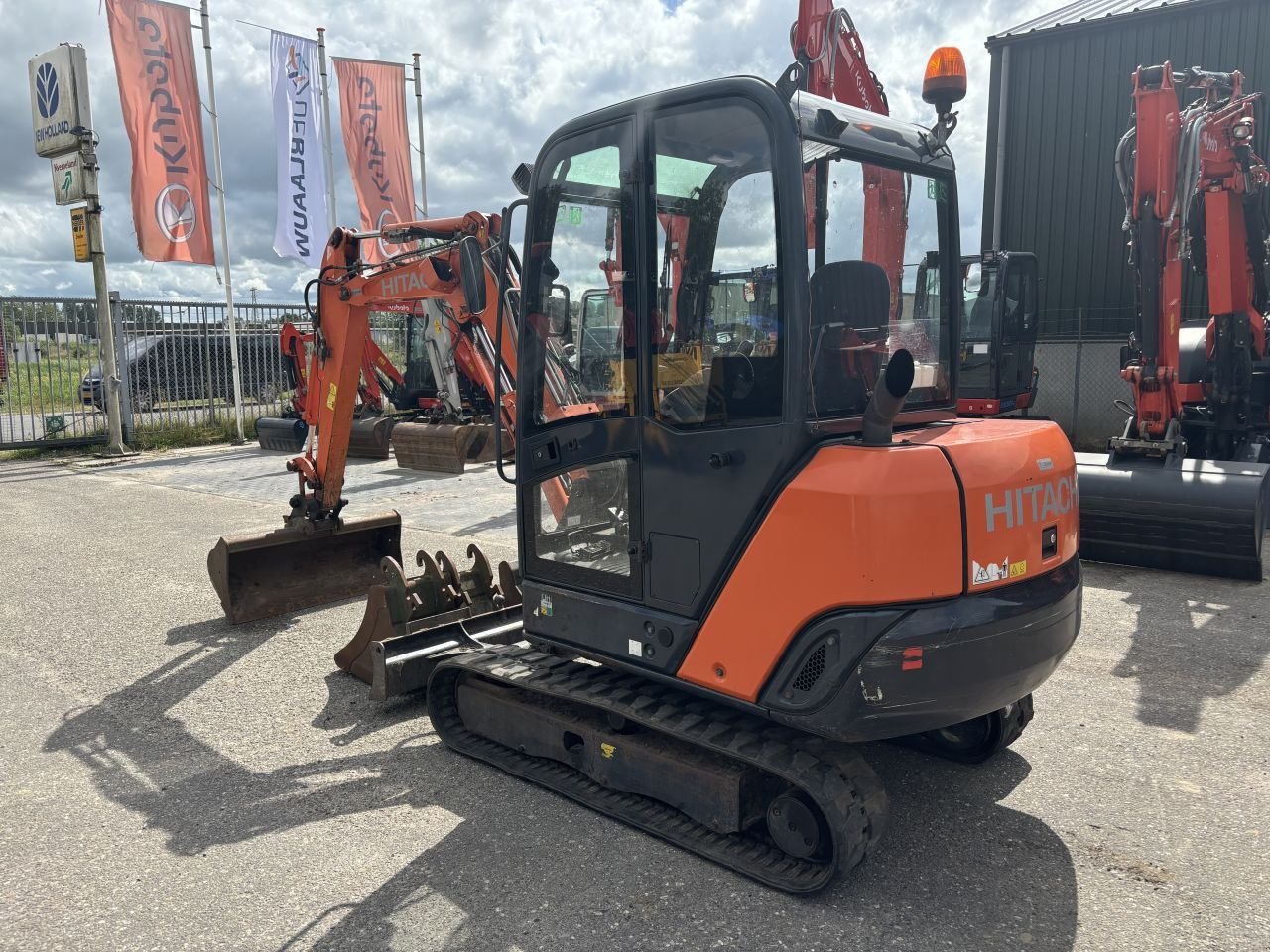 Kettenbagger za tip Hitachi ZX27-3, Gebrauchtmaschine u Heerenveen (Slika 3)