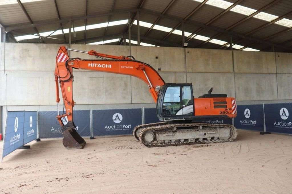 Kettenbagger of the type Hitachi ZX290LC-58, Gebrauchtmaschine in Antwerpen (Picture 1)