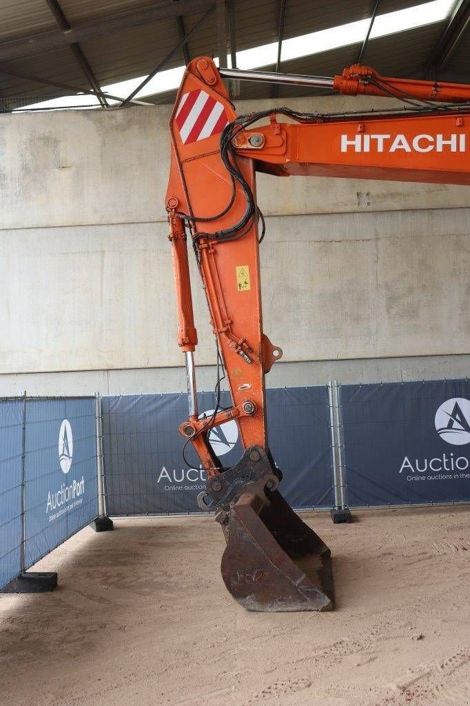 Kettenbagger a típus Hitachi ZX290LC-58, Gebrauchtmaschine ekkor: Antwerpen (Kép 10)