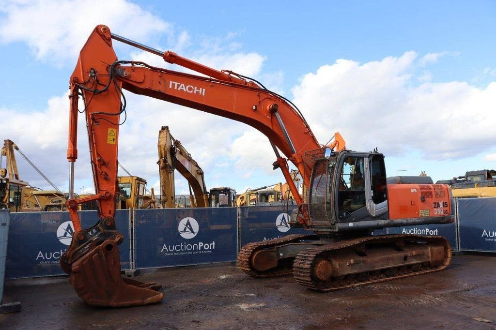 Kettenbagger van het type Hitachi ZX350LC-3, Gebrauchtmaschine in Antwerpen (Foto 2)