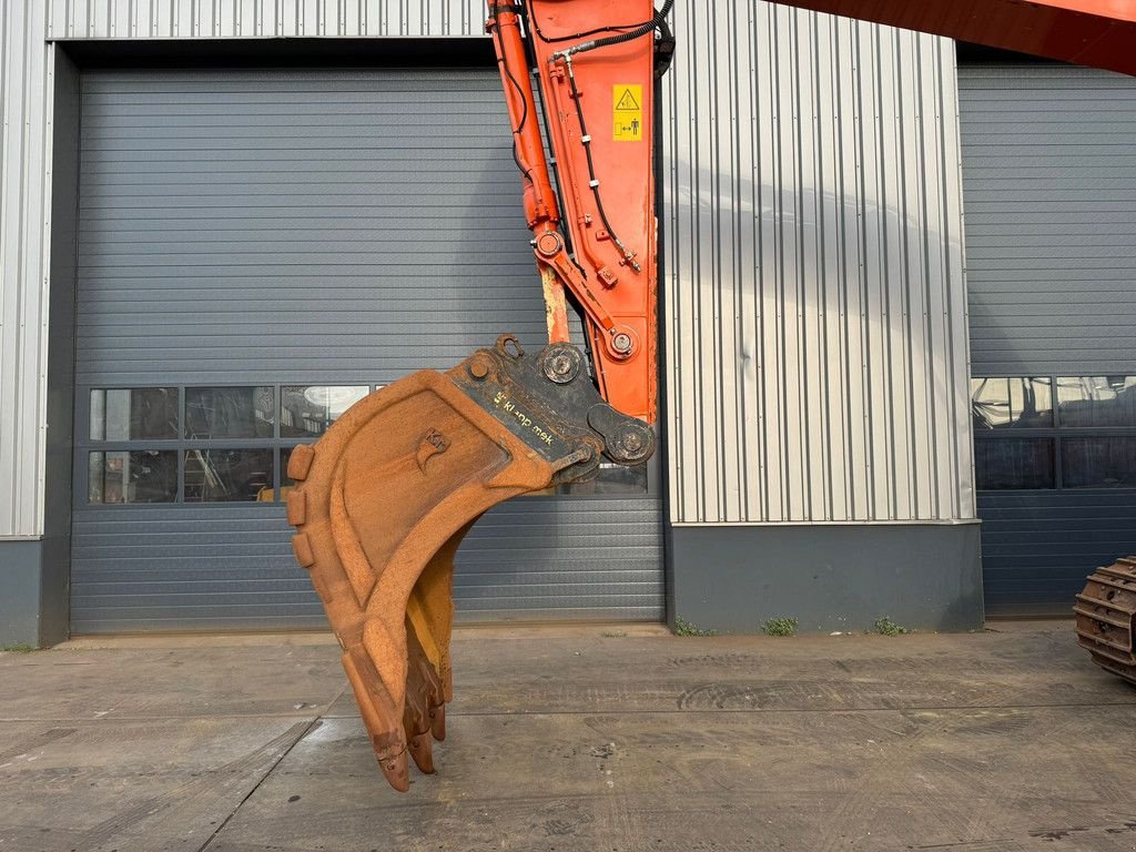 Kettenbagger του τύπου Hitachi ZX350LC-6, Gebrauchtmaschine σε Velddriel (Φωτογραφία 8)