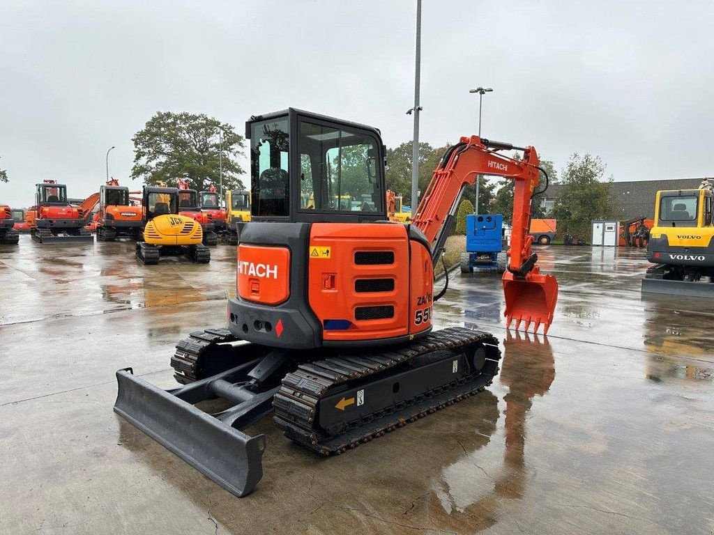 Kettenbagger от тип Hitachi ZX55USR-5A, Gebrauchtmaschine в Antwerpen (Снимка 4)