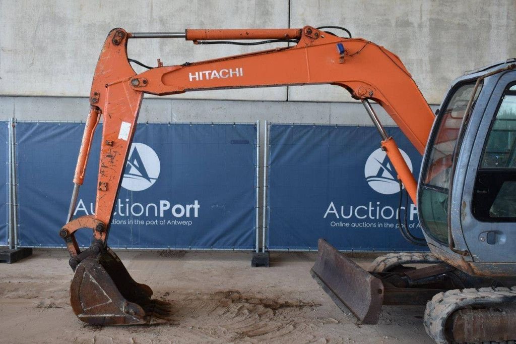 Kettenbagger tipa Hitachi ZX60, Gebrauchtmaschine u Antwerpen (Slika 4)