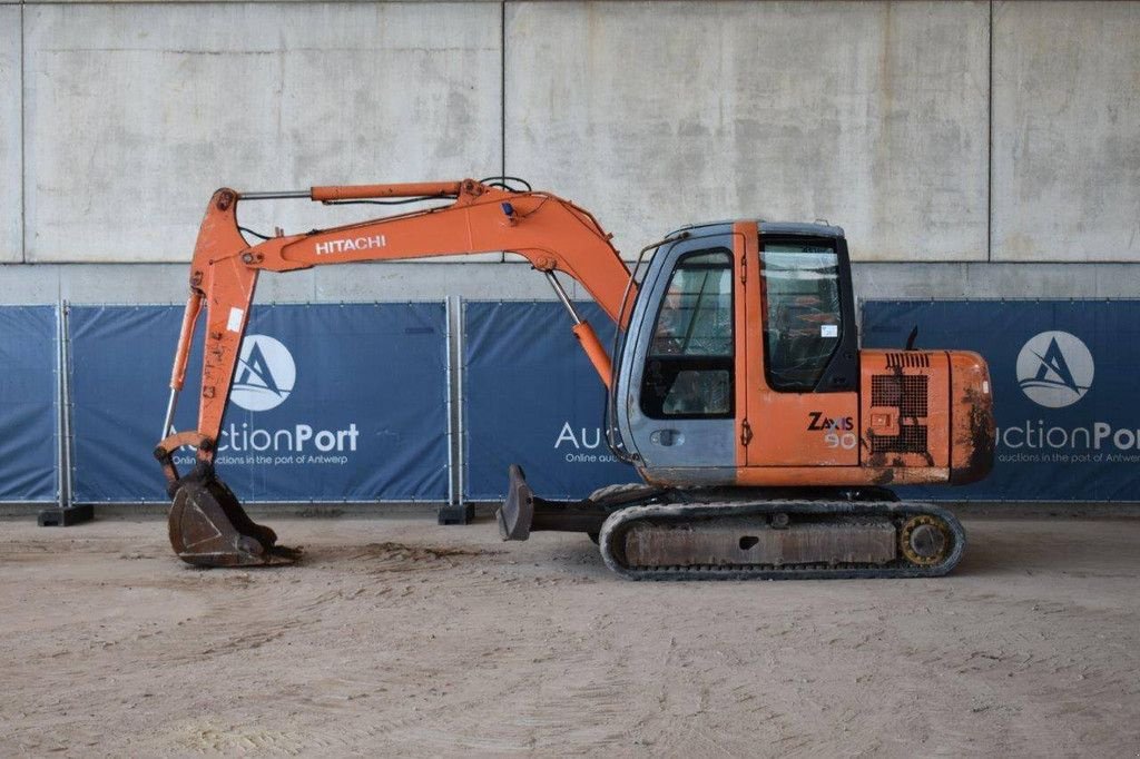 Kettenbagger del tipo Hitachi ZX60, Gebrauchtmaschine en Antwerpen (Imagen 2)