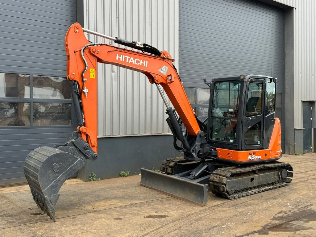 Kettenbagger du type Hitachi ZX65USB-6 CLP, Gebrauchtmaschine en Velddriel (Photo 3)