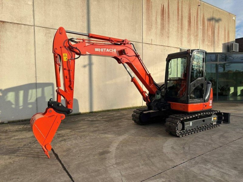 Kettenbagger des Typs Hitachi ZX65USR-3F, Gebrauchtmaschine in Antwerpen (Bild 1)