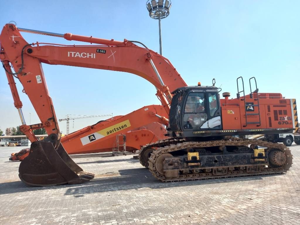 Kettenbagger del tipo Hitachi ZX670-5G reach (Abu Dhabi), Gebrauchtmaschine en Stabroek (Imagen 1)