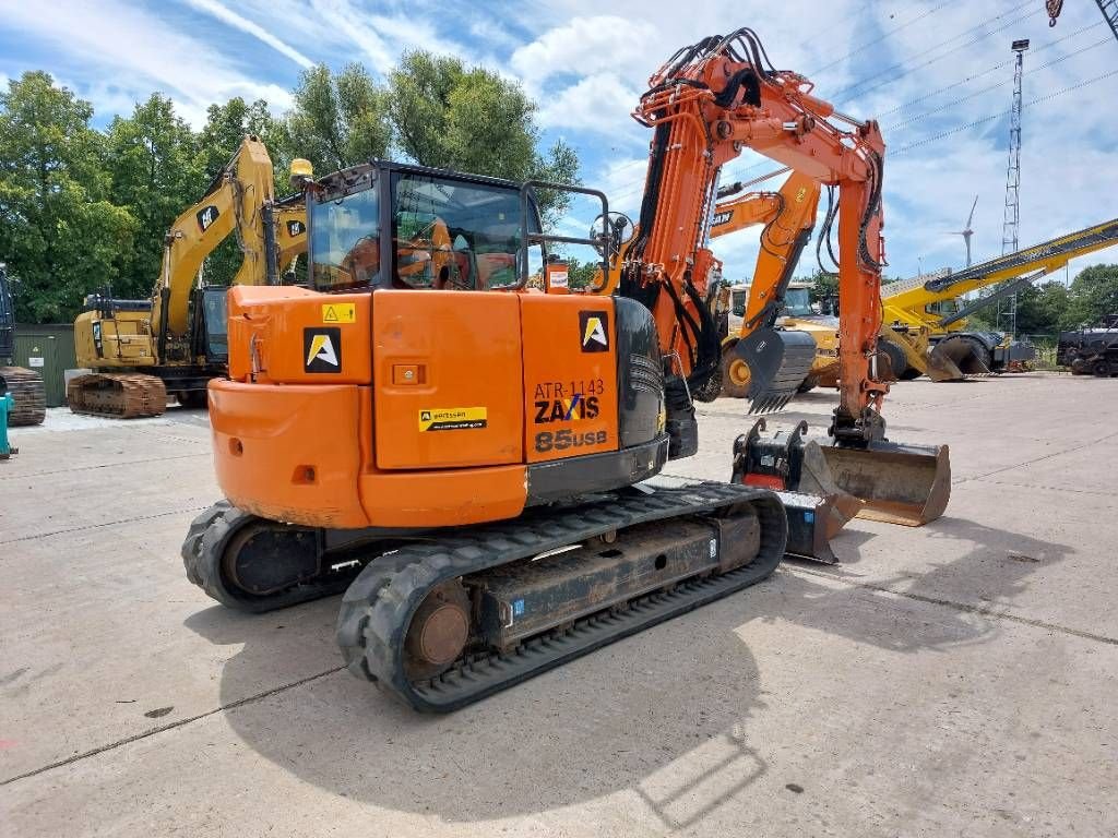 Kettenbagger typu Hitachi ZX85 US B-5 A, Gebrauchtmaschine w Stabroek (Zdjęcie 3)