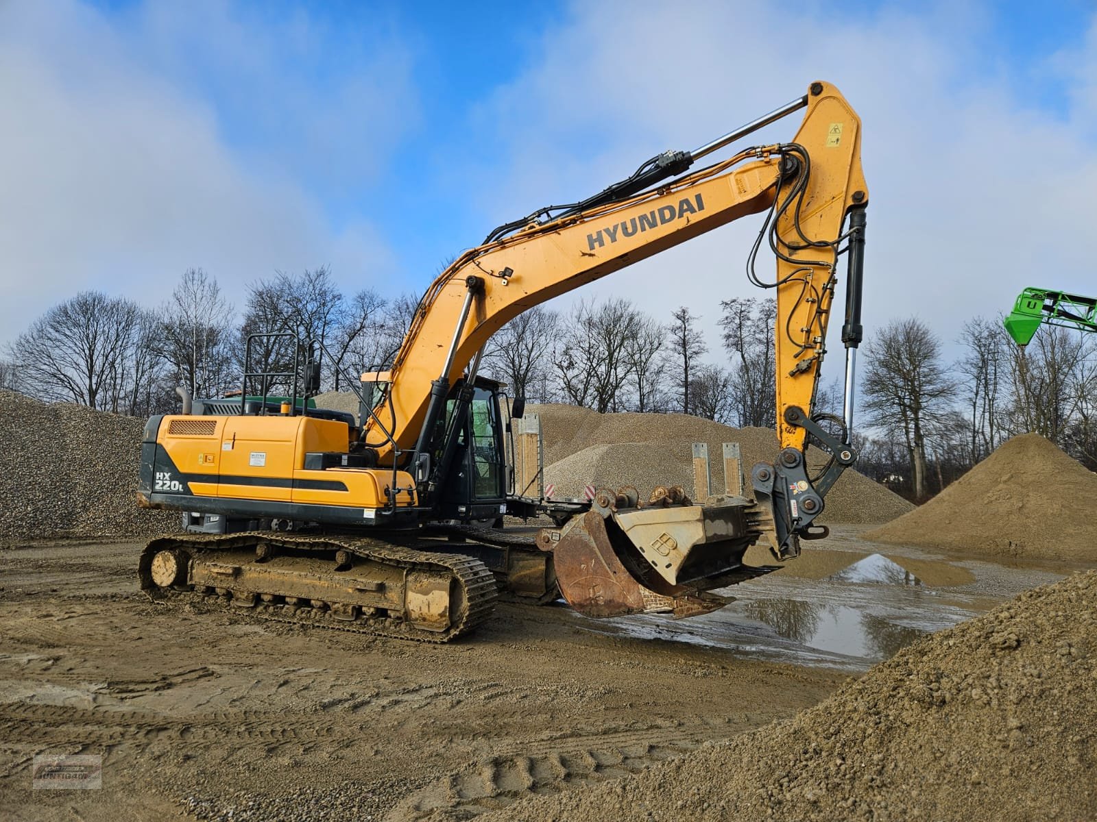 Kettenbagger typu Hyundai HX 220 L, Gebrauchtmaschine w Deutsch - Goritz (Zdjęcie 4)