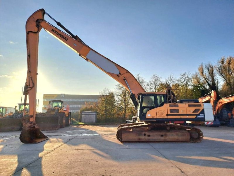 Kettenbagger typu Hyundai HX 380 L 16,5m longreach, Gebrauchtmaschine w Stabroek (Zdjęcie 1)