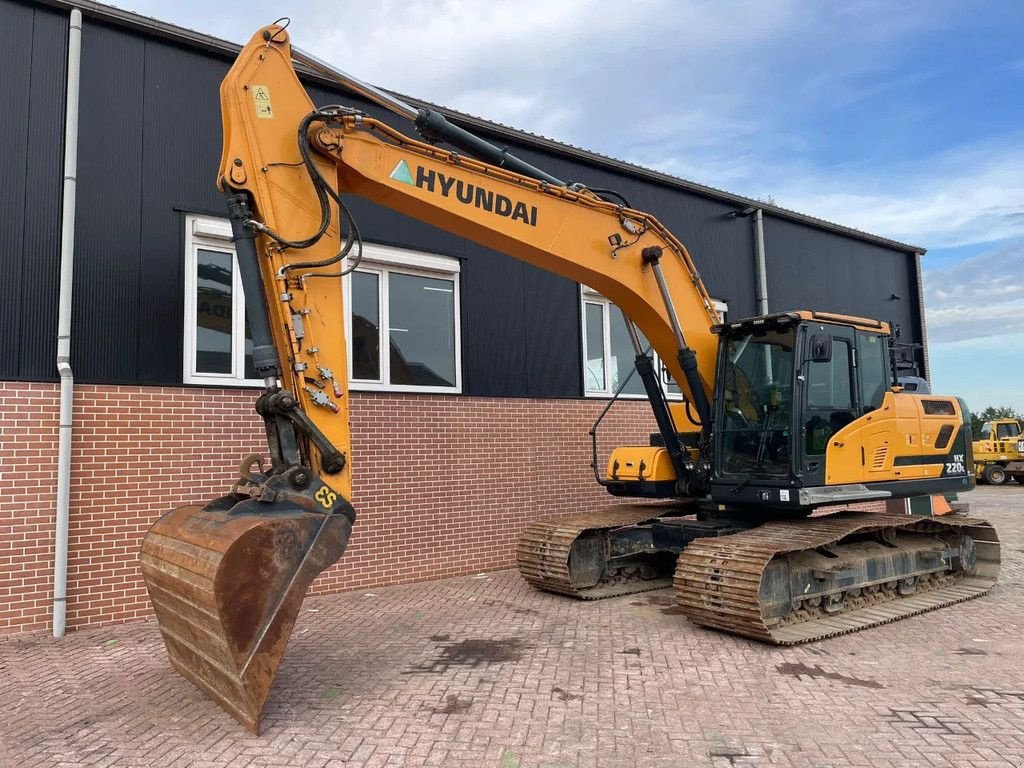 Kettenbagger of the type Hyundai HX220L, Gebrauchtmaschine in Barneveld (Picture 1)