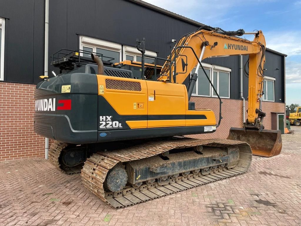 Kettenbagger Türe ait Hyundai HX220L, Gebrauchtmaschine içinde Barneveld (resim 2)