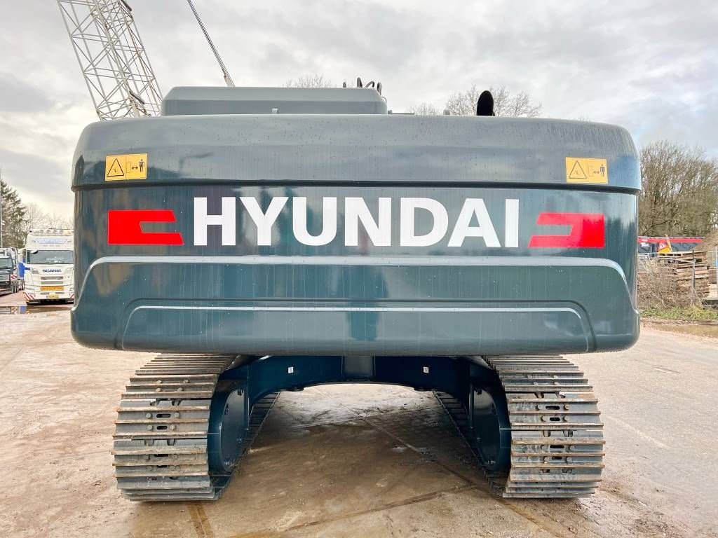 Kettenbagger του τύπου Hyundai HX360L New / Unused / Cummins Engine, Gebrauchtmaschine σε Veldhoven (Φωτογραφία 4)