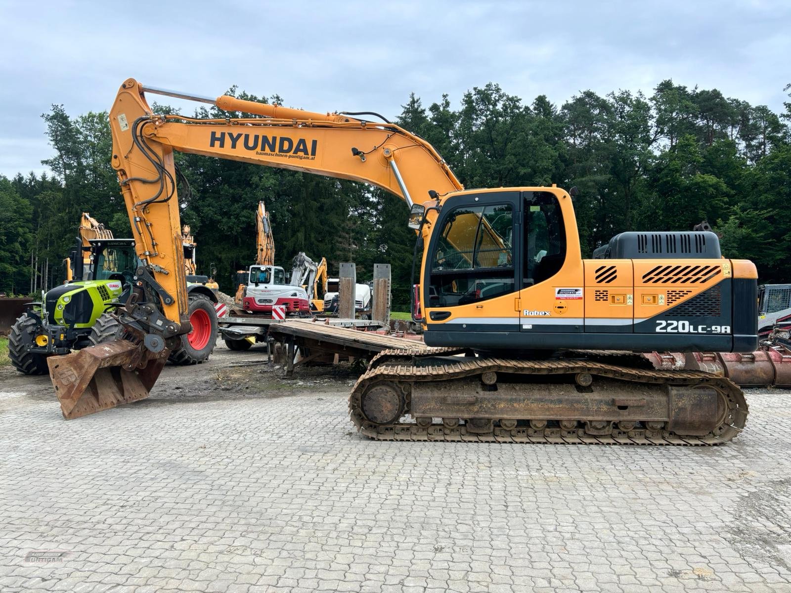 Kettenbagger tipa Hyundai R 220 LC-9A, Gebrauchtmaschine u Deutsch - Goritz (Slika 1)