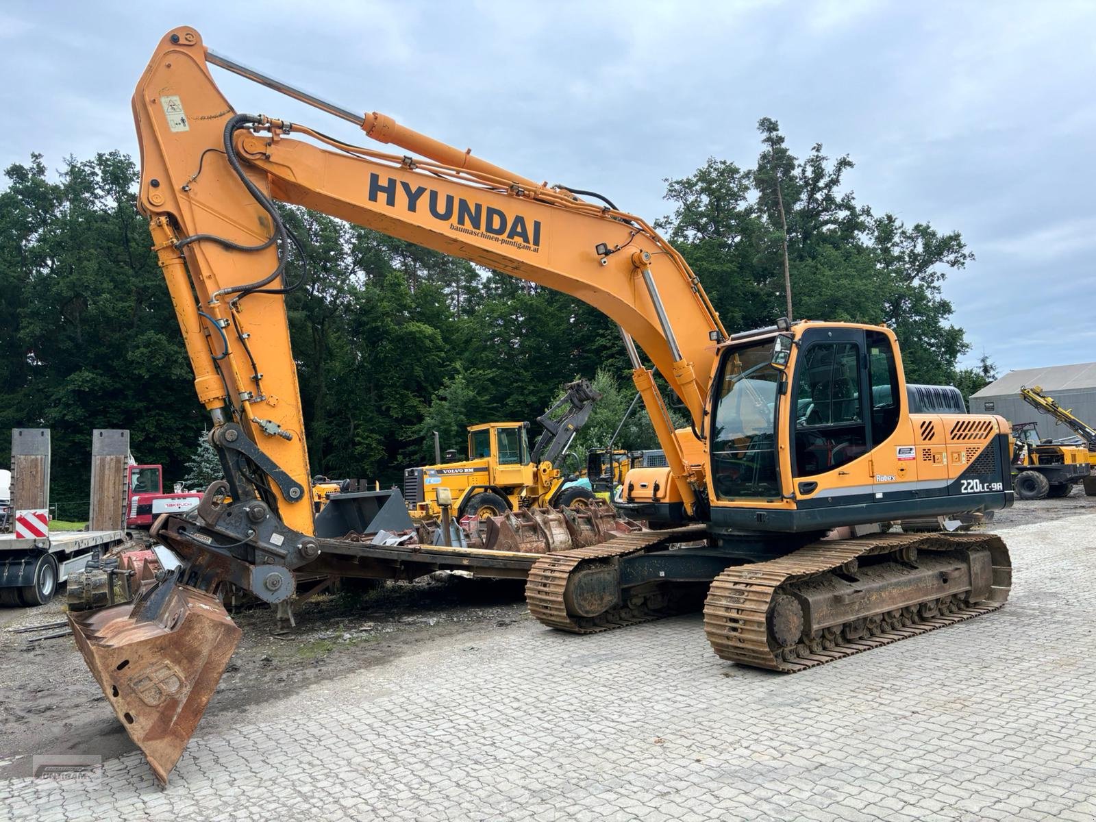 Kettenbagger типа Hyundai R 220 LC-9A, Gebrauchtmaschine в Deutsch - Goritz (Фотография 3)